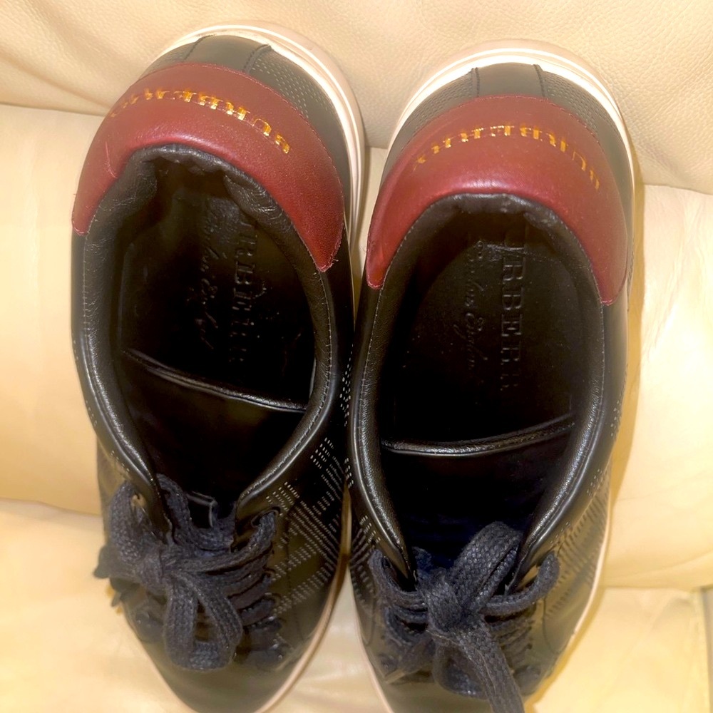 Burberry Black and Brown Low-Top Sneakers with Slip-On Design - Picture 6 of 15